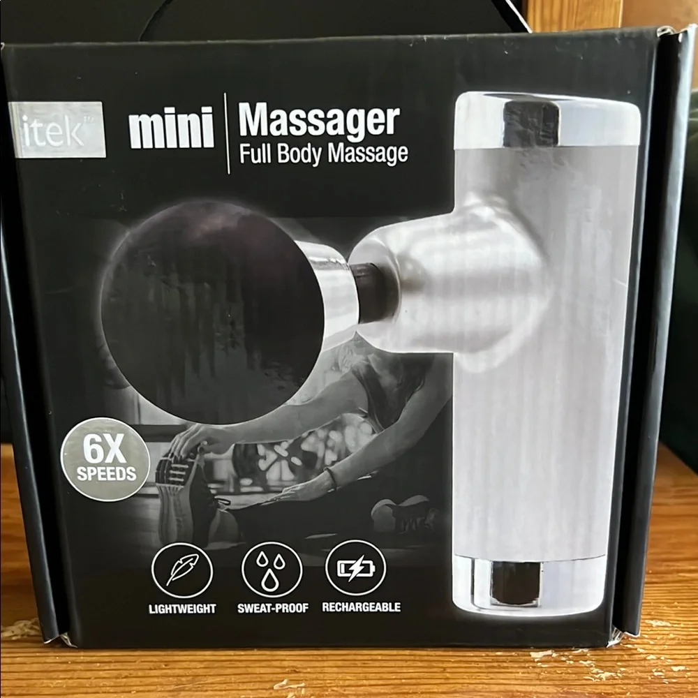 Itek Mini Massager - Silver - Picture 1 of 3